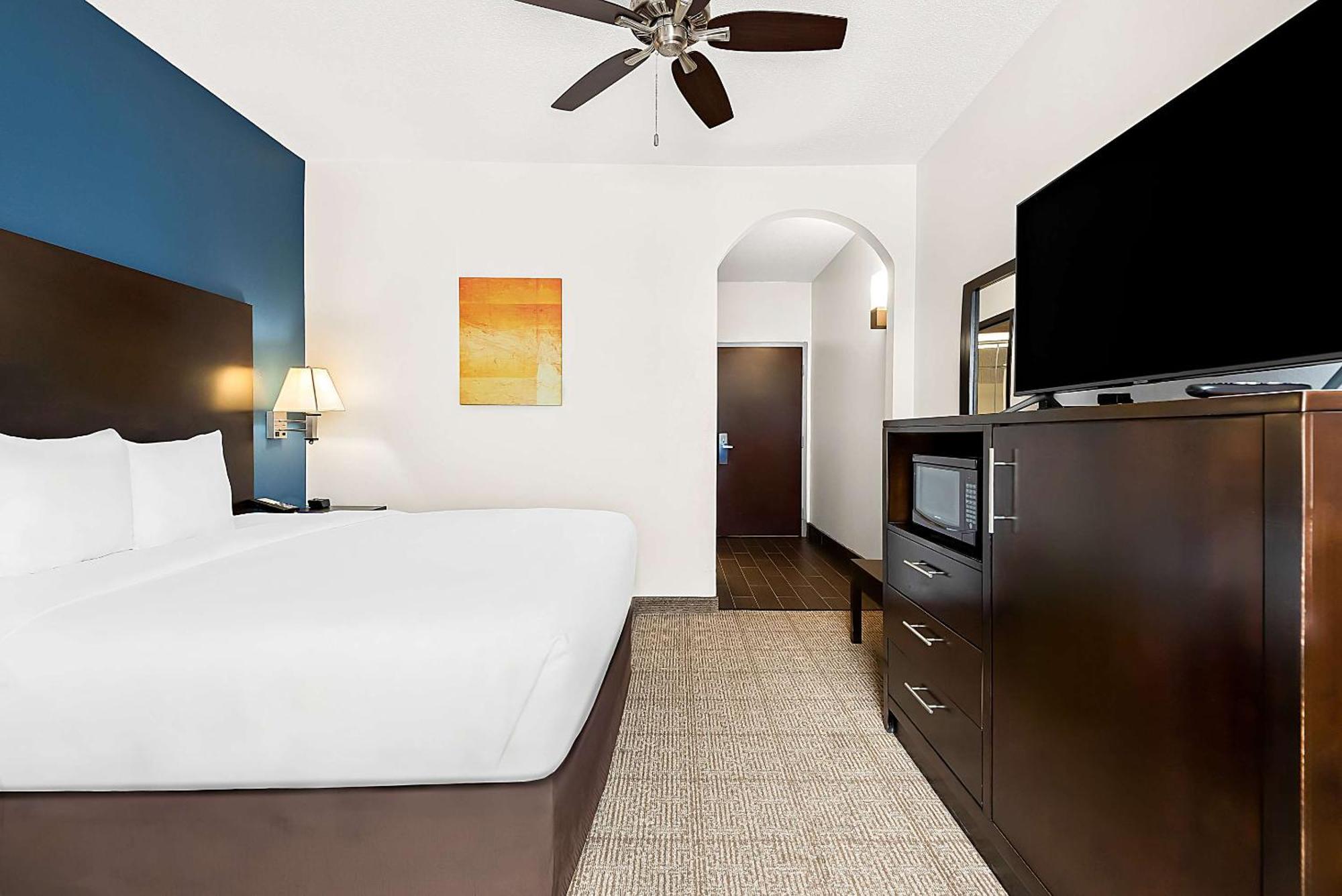 Comfort Suites New Orleans East Extérieur photo