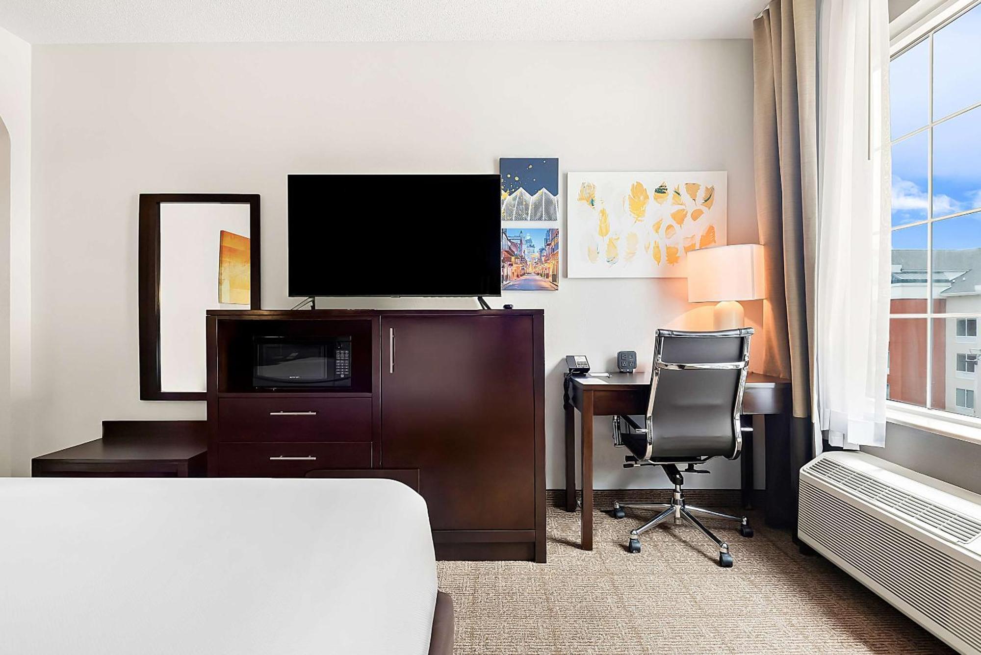 Comfort Suites New Orleans East Extérieur photo